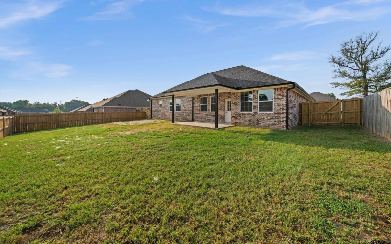 113 Hay Meadow, Winona, TX 75792, 4 Habitaciones Habitaciones , ,2 BañosBaños,Residential,En Venta,113 Hay Meadow,25007541