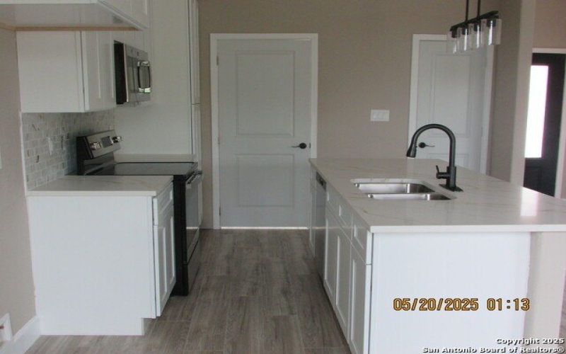 639 H, San Antonio, TX 78220, 3 Habitaciones Habitaciones , ,2 BañosBaños,Residential,En Venta,639 H,1867903