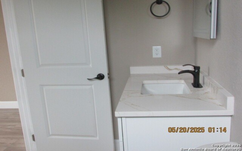 639 H, San Antonio, TX 78220, 3 Habitaciones Habitaciones , ,2 BañosBaños,Residential,En Venta,639 H,1867903