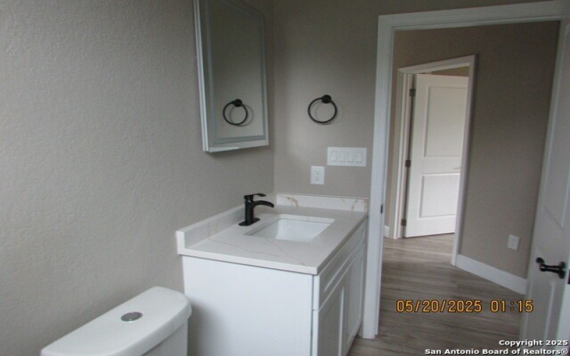 639 H, San Antonio, TX 78220, 3 Habitaciones Habitaciones , ,2 BañosBaños,Residential,En Venta,639 H,1867903