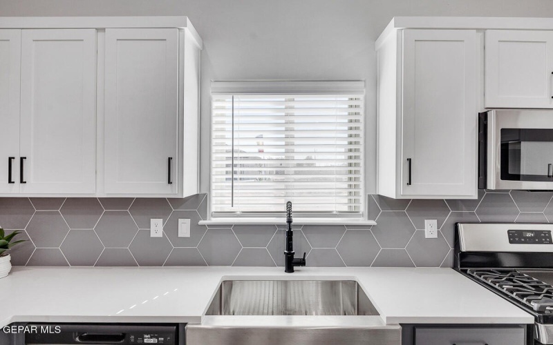 10705 Troy Aikman Drive, El Paso, TX 79924, 4 Habitaciones Habitaciones , ,2 BañosBaños,Residential,En Venta,10705 Troy Aikman Drive,922802