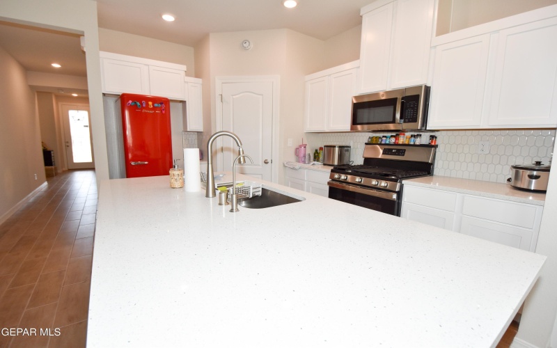 51117 Desert Sunflower Avenue, El Paso, TX 79934, 4 Bedrooms Bedrooms, ,2 BathroomsBathrooms,Residential,For Sale,51117 Desert Sunflower Avenue,922812