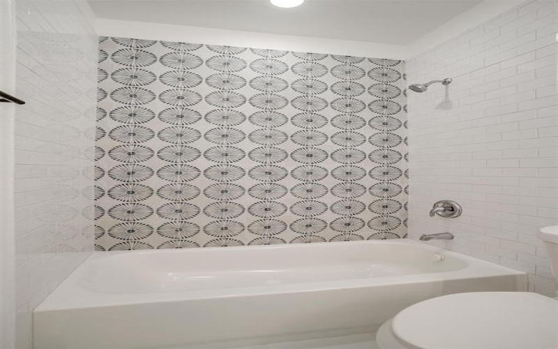 209 Lanai Drive, Runaway Bay, TX 76426, 3 Bedrooms Bedrooms, ,2 BathroomsBathrooms,Residential,For Sale,209 Lanai Drive,20940483