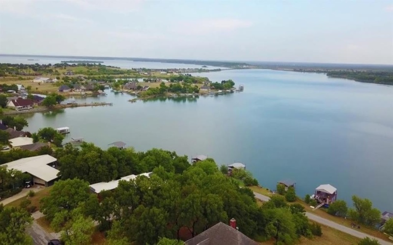 209 Lanai Drive, Runaway Bay, TX 76426, 3 Bedrooms Bedrooms, ,2 BathroomsBathrooms,Residential,For Sale,209 Lanai Drive,20940483