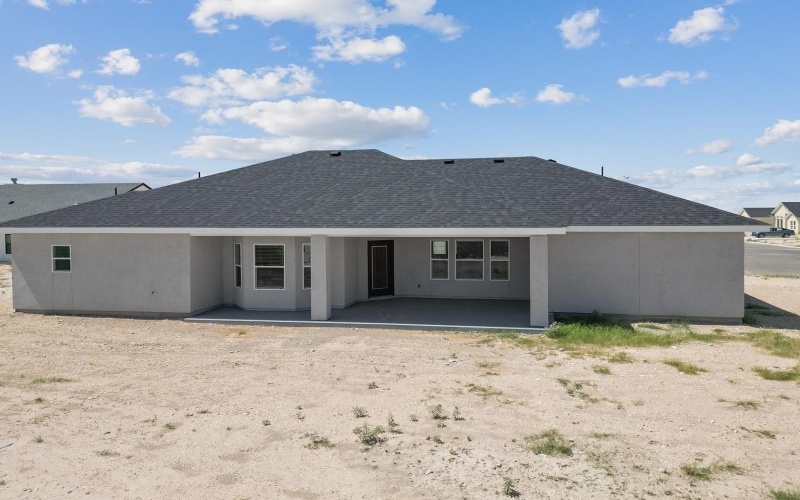 1007 Buffalo Gap, Del Rio, TX 78840, 4 Habitaciones Habitaciones , ,2 BañosBaños,Residential,En Venta,1007 Buffalo Gap,207068