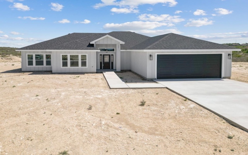 1007 Buffalo Gap, Del Rio, TX 78840, 4 Habitaciones Habitaciones , ,2 BañosBaños,Residential,En Venta,1007 Buffalo Gap,207068