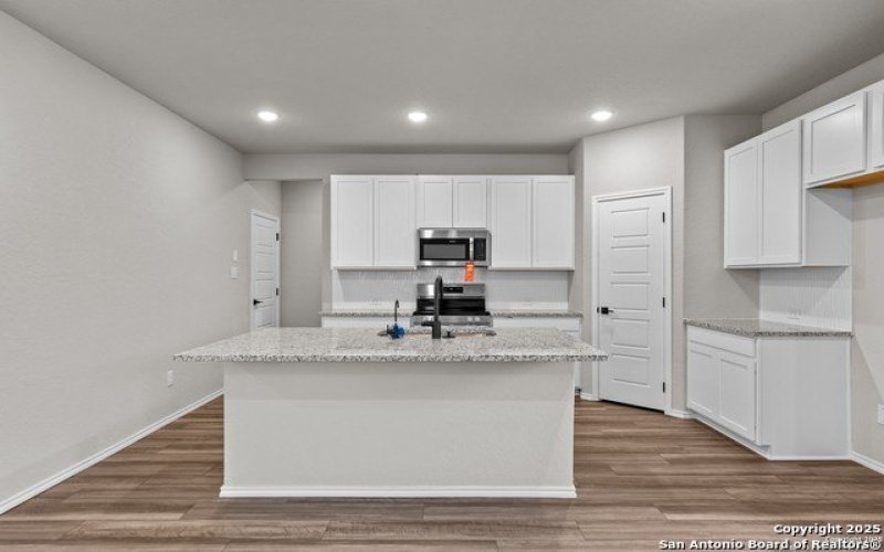 6610 Lowrie Block, San Antonio, TX 78239, 4 Bedrooms Bedrooms, ,3 BathroomsBathrooms,Residential,For Sale,6610 Lowrie Block,1868198