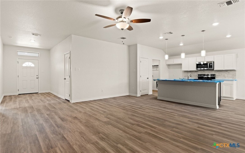 5113 Rose Petal Court, Killeen, TX 76542, 3 Bedrooms Bedrooms, ,2 BathroomsBathrooms,Residential,For Sale,5113 Rose Petal Court,579655