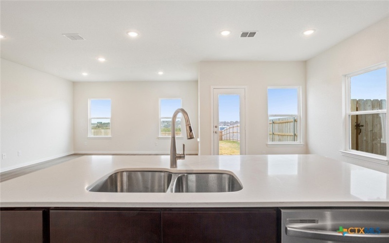 1123 Sky Summit Court, Belton, TX 76513, 4 Bedrooms Bedrooms, ,2 BathroomsBathrooms,Residential,For Sale,1123 Sky Summit Court,0,580497