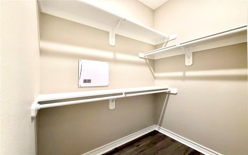 1108 N Staples Street, Corpus Christi, TX 78401, 3 Habitaciones Habitaciones , ,2 BañosBaños,Residential,En Venta,1108 N Staples Street,459383