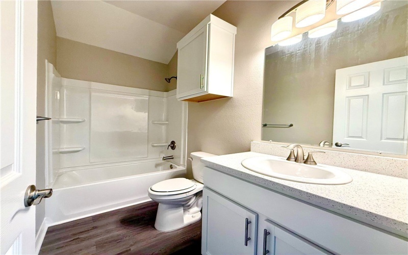1108 N Staples Street, Corpus Christi, TX 78401, 3 Habitaciones Habitaciones , ,2 BañosBaños,Residential,En Venta,1108 N Staples Street,459383