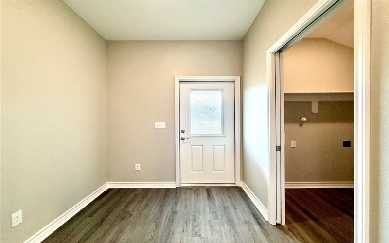 1108 N Staples Street, Corpus Christi, TX 78401, 3 Habitaciones Habitaciones , ,2 BañosBaños,Residential,En Venta,1108 N Staples Street,459383