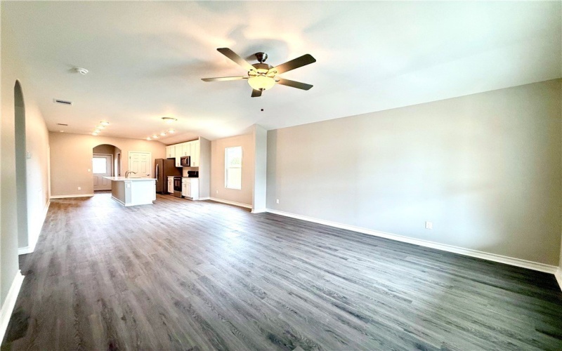 1108 N Staples Street, Corpus Christi, TX 78401, 3 Habitaciones Habitaciones , ,2 BañosBaños,Residential,En Venta,1108 N Staples Street,459383