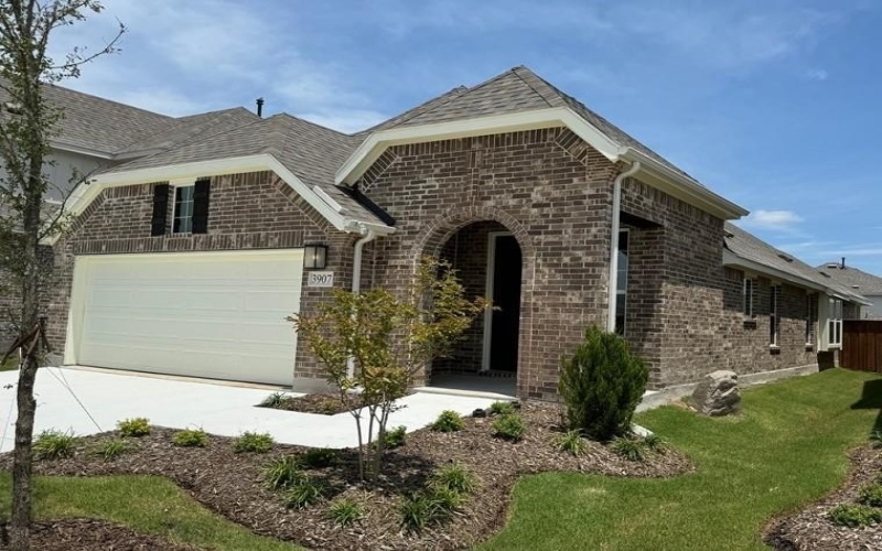 3907 Sky Drive, Sherman, TX 75090, 3 Bedrooms Bedrooms, ,2 BathroomsBathrooms,Residential,For Sale,3907 Sky Drive,20698807