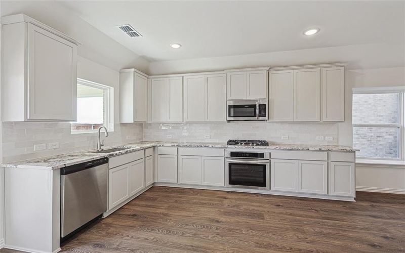 3907 Sky Drive, Sherman, TX 75090, 3 Bedrooms Bedrooms, ,2 BathroomsBathrooms,Residential,For Sale,3907 Sky Drive,20698807