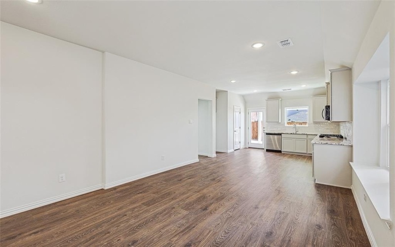 3907 Sky Drive, Sherman, TX 75090, 3 Bedrooms Bedrooms, ,2 BathroomsBathrooms,Residential,For Sale,3907 Sky Drive,20698807