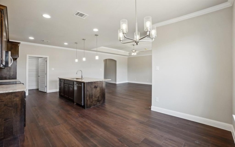 709 Lake Murray Lane, Cleburne, TX 76033, 4 Habitaciones Habitaciones , ,2 BañosBaños,Residential,En Venta,709 Lake Murray Lane,20940822