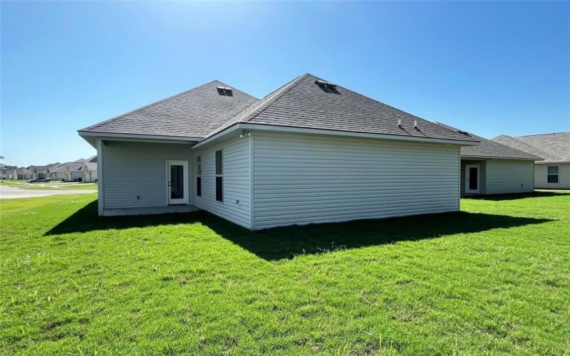 731 Venecia Drive, Bossier City, LA 71111, 3 Bedrooms Bedrooms, ,2 BathroomsBathrooms,Residential,For Sale,731 Venecia Drive,0,20940864
