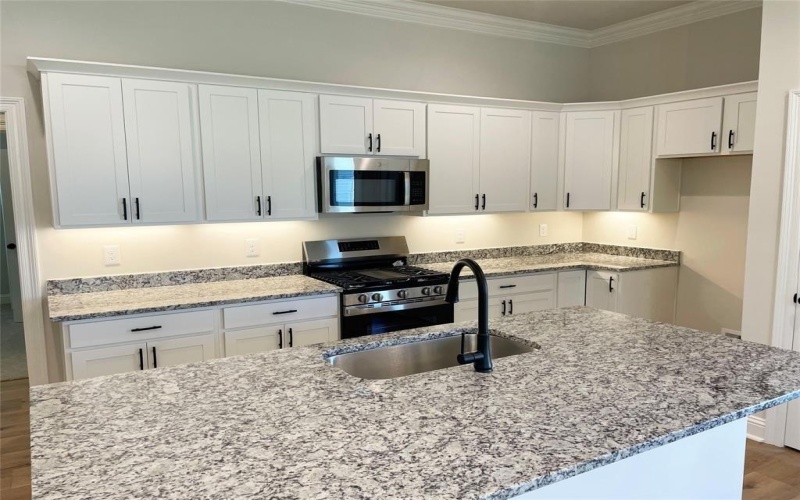 731 Venecia Drive, Bossier City, LA 71111, 3 Bedrooms Bedrooms, ,2 BathroomsBathrooms,Residential,For Sale,731 Venecia Drive,0,20940864