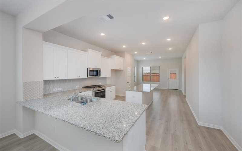 3960 Avendale Drive, Heartland, TX 75114, 3 Bedrooms Bedrooms, ,2 BathroomsBathrooms,Residential,For Sale,3960 Avendale Drive,20940940