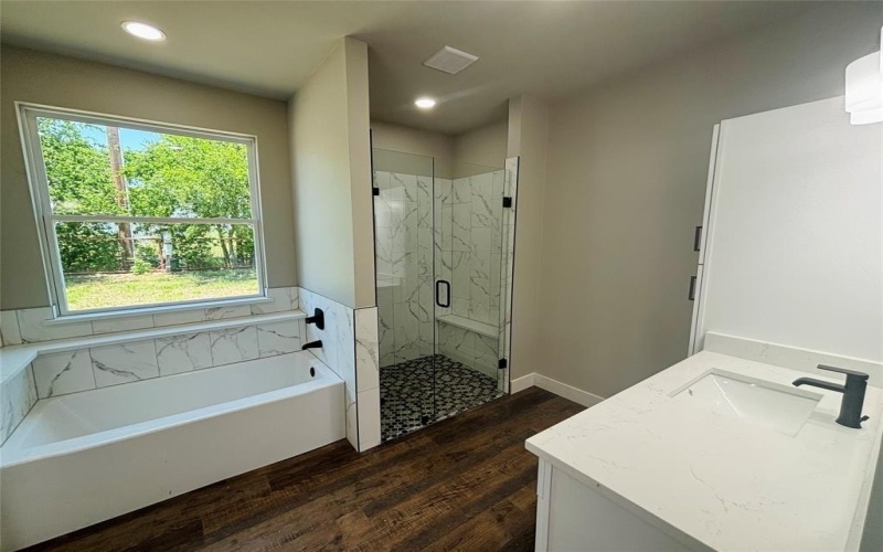 96 County Road 319, Valley View, TX 76272, 3 Bedrooms Bedrooms, ,2 BathroomsBathrooms,Residential,For Sale,96 County Road 319,20940998