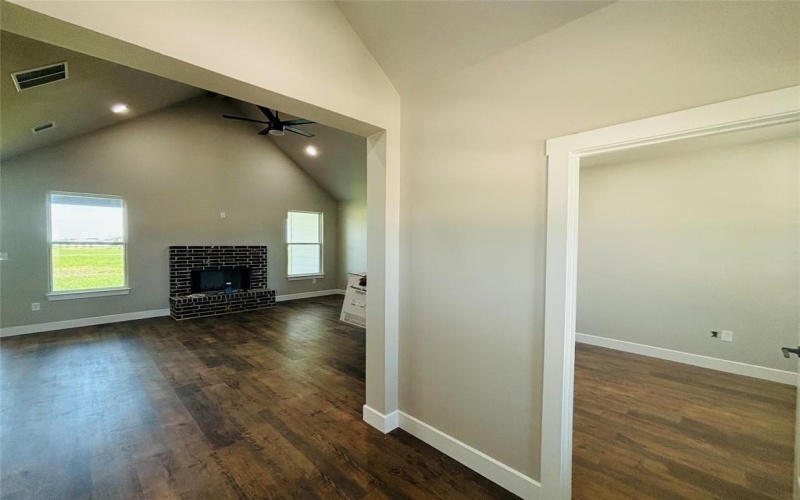 96 County Road 319, Valley View, TX 76272, 3 Bedrooms Bedrooms, ,2 BathroomsBathrooms,Residential,For Sale,96 County Road 319,20940998