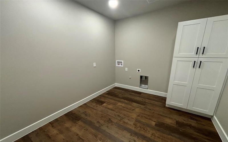96 County Road 319, Valley View, TX 76272, 3 Bedrooms Bedrooms, ,2 BathroomsBathrooms,Residential,For Sale,96 County Road 319,20940998