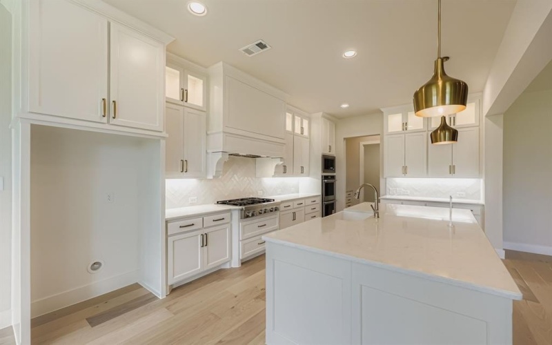 1702 Farmstead Road, Mansfield, TX 76063, 4 Bedrooms Bedrooms, ,3 BathroomsBathrooms,Residential,For Sale,1702 Farmstead Road,0,20941156
