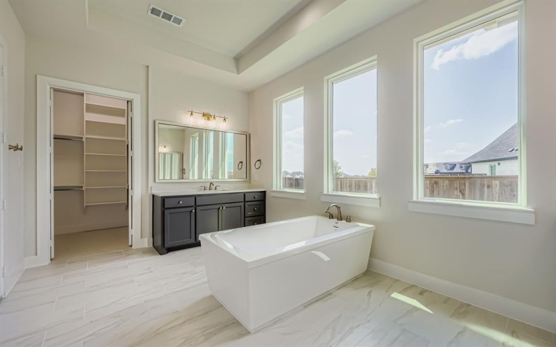 1702 Farmstead Road, Mansfield, TX 76063, 4 Bedrooms Bedrooms, ,3 BathroomsBathrooms,Residential,For Sale,1702 Farmstead Road,0,20941156