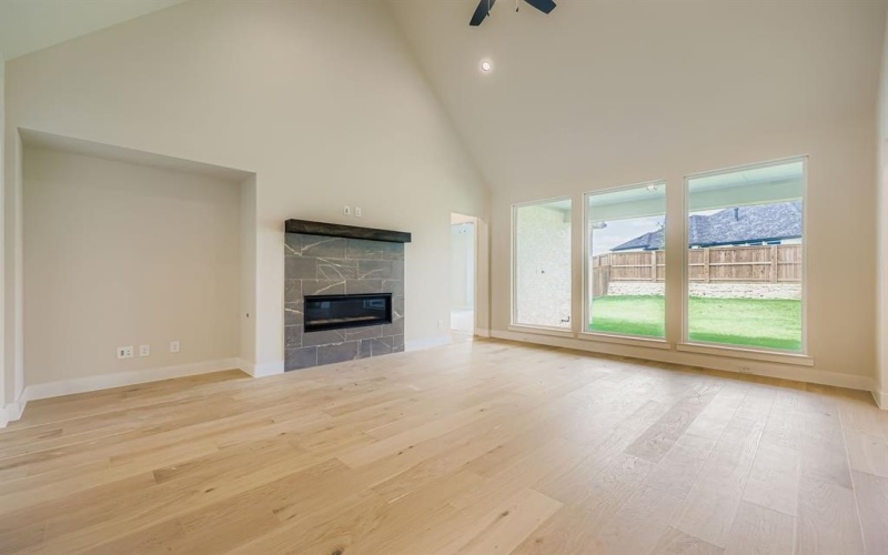 1702 Farmstead Road, Mansfield, TX 76063, 4 Bedrooms Bedrooms, ,3 BathroomsBathrooms,Residential,For Sale,1702 Farmstead Road,0,20941156