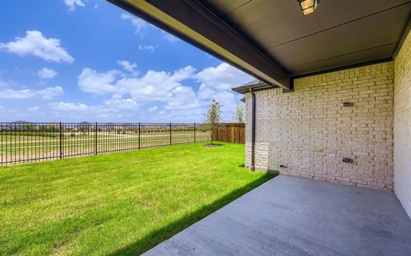 1804 Flowerfield Lane, Mansfield, TX 76063, 4 Habitaciones Habitaciones , ,5 BañosBaños,Residential,En Venta,1804 Flowerfield Lane,20941184