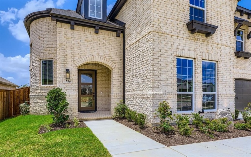 1804 Flowerfield Lane, Mansfield, TX 76063, 4 Habitaciones Habitaciones , ,5 BañosBaños,Residential,En Venta,1804 Flowerfield Lane,20941184