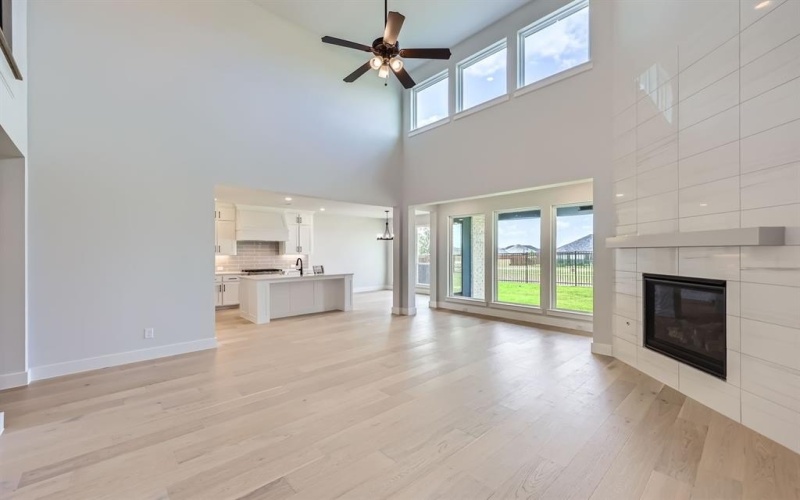1804 Flowerfield Lane, Mansfield, TX 76063, 4 Habitaciones Habitaciones , ,5 BañosBaños,Residential,En Venta,1804 Flowerfield Lane,20941184