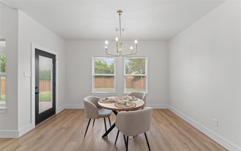2104 Danner Street, Fort Worth, TX 76105, 4 Bedrooms Bedrooms, ,2 BathroomsBathrooms,Residential,For Sale,2104 Danner Street,20941377