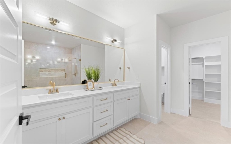 2104 Danner Street, Fort Worth, TX 76105, 4 Bedrooms Bedrooms, ,2 BathroomsBathrooms,Residential,For Sale,2104 Danner Street,20941377