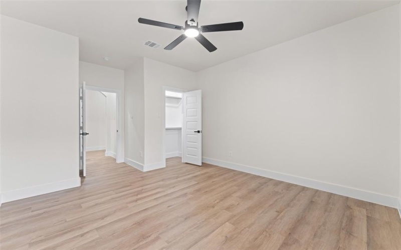 2104 Danner Street, Fort Worth, TX 76105, 4 Bedrooms Bedrooms, ,2 BathroomsBathrooms,Residential,For Sale,2104 Danner Street,20941377