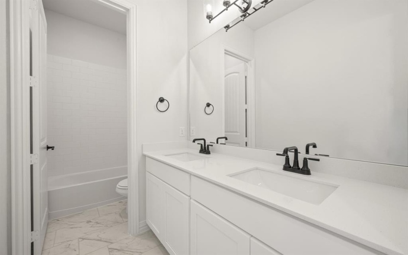 132 Fan Mill Trail, Weatherford, TX 76085, 4 Bedrooms Bedrooms, ,3 BathroomsBathrooms,Residential,For Sale,132 Fan Mill Trail,0,20941549