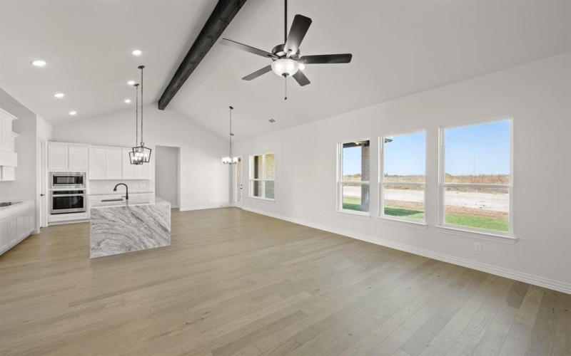 132 Fan Mill Trail, Weatherford, TX 76085, 4 Bedrooms Bedrooms, ,3 BathroomsBathrooms,Residential,For Sale,132 Fan Mill Trail,0,20941549