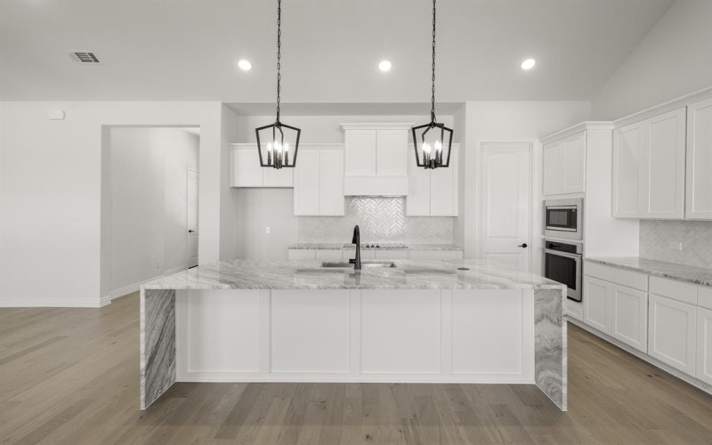 132 Fan Mill Trail, Weatherford, TX 76085, 4 Bedrooms Bedrooms, ,3 BathroomsBathrooms,Residential,For Sale,132 Fan Mill Trail,0,20941549