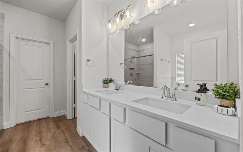 3732 Avenue J, Fort Worth, TX 76105, 3 Habitaciones Habitaciones , ,2 BañosBaños,Residential,En Venta,3732 Avenue J,20941659