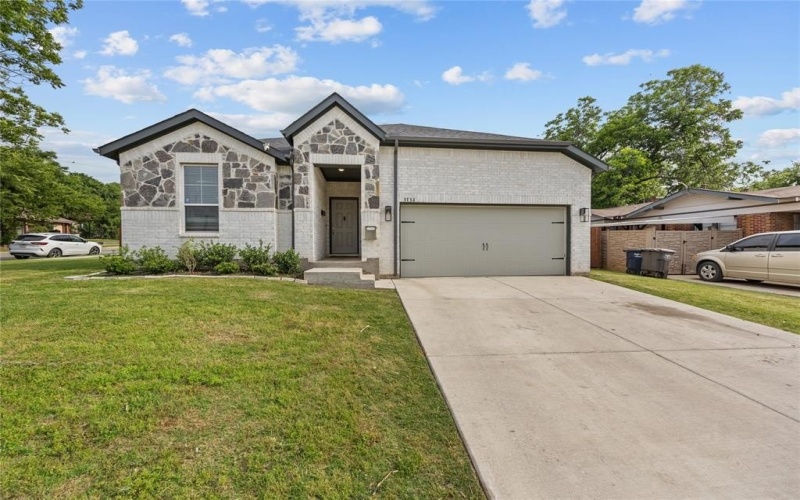 3732 Avenue J, Fort Worth, TX 76105, 3 Habitaciones Habitaciones , ,2 BañosBaños,Residential,En Venta,3732 Avenue J,20941659