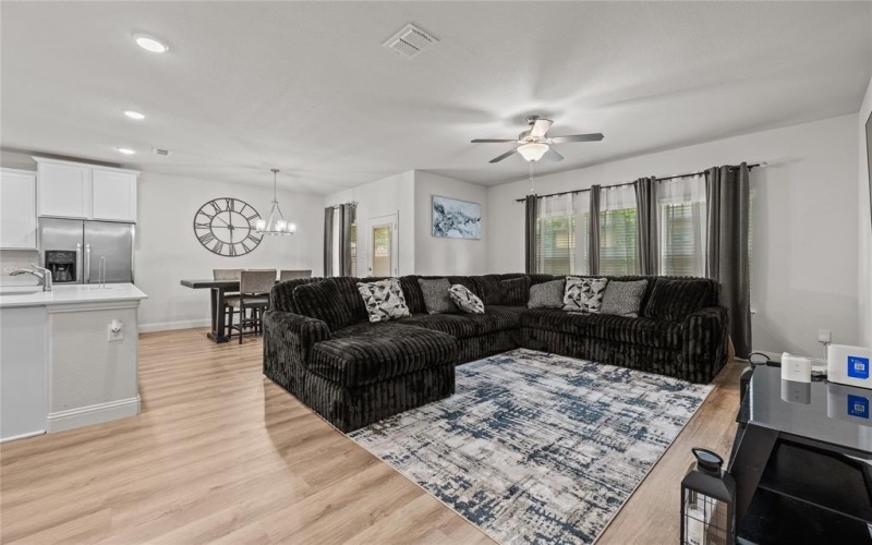 3732 Avenue J, Fort Worth, TX 76105, 3 Habitaciones Habitaciones , ,2 BañosBaños,Residential,En Venta,3732 Avenue J,20941659