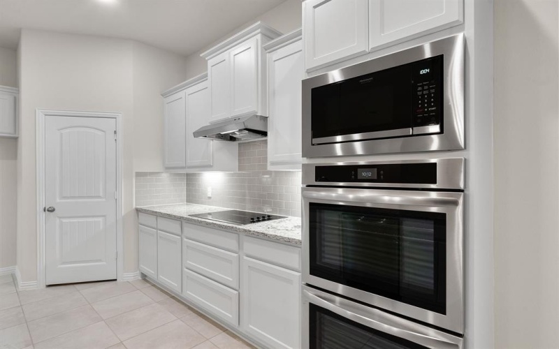 120 Snowy Owl Trail, New Fairview, TX 76078, 4 Bedrooms Bedrooms, ,3 BathroomsBathrooms,Residential,For Sale,120 Snowy Owl Trail,20941710