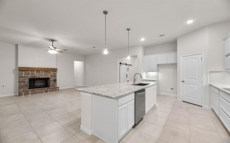 120 Snowy Owl Trail, New Fairview, TX 76078, 4 Bedrooms Bedrooms, ,3 BathroomsBathrooms,Residential,For Sale,120 Snowy Owl Trail,20941710
