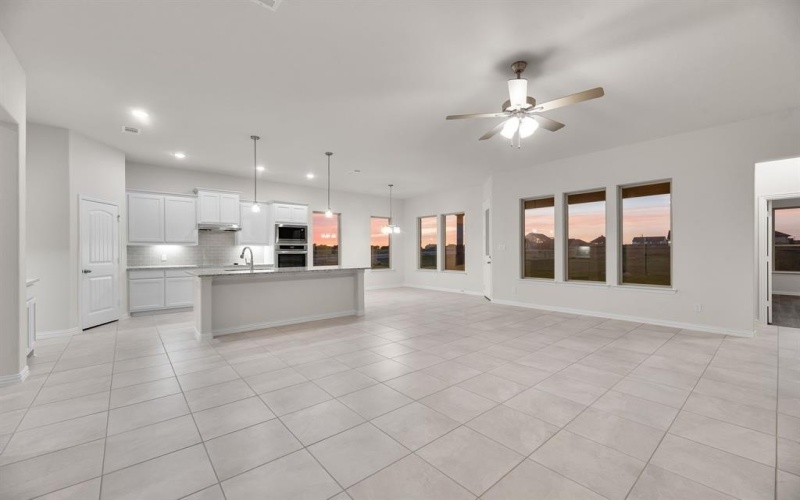 120 Snowy Owl Trail, New Fairview, TX 76078, 4 Bedrooms Bedrooms, ,3 BathroomsBathrooms,Residential,For Sale,120 Snowy Owl Trail,20941710