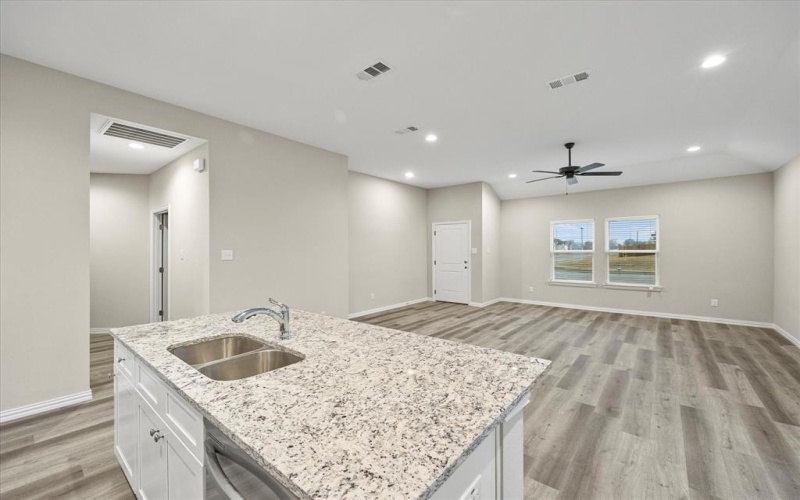 1904 Oliver Street, Greenville, TX 75401, 3 Bedrooms Bedrooms, ,2 BathroomsBathrooms,Residential,For Sale,1904 Oliver Street,0,20941846