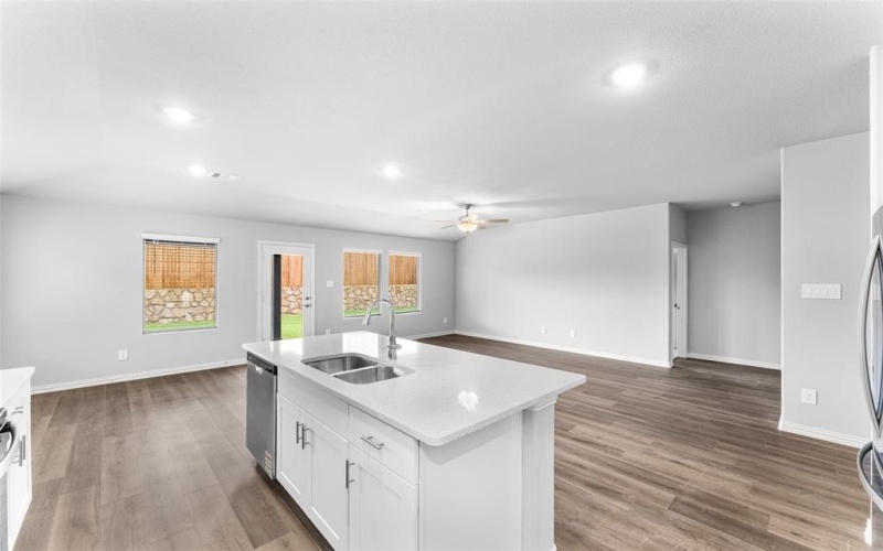255 Sugarlands Drive, Greenville, TX 75402, 4 Habitaciones Habitaciones , ,3 BañosBaños,Residential,En Venta,255 Sugarlands Drive,20939365