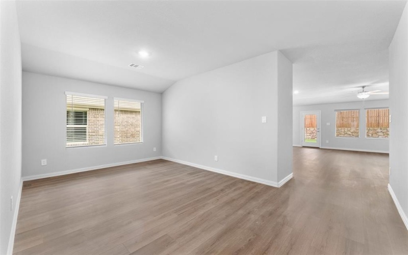 255 Sugarlands Drive, Greenville, TX 75402, 4 Habitaciones Habitaciones , ,3 BañosBaños,Residential,En Venta,255 Sugarlands Drive,20939365