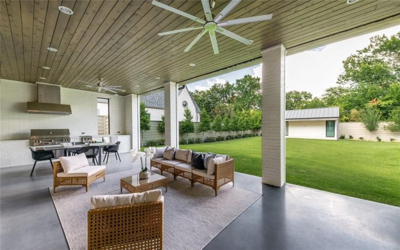 8404 Swananoah Road, Dallas, TX 75209, 5 Bedrooms Bedrooms, ,6 BathroomsBathrooms,Residential,For Sale,8404 Swananoah Road,20939609