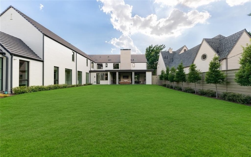 8404 Swananoah Road, Dallas, TX 75209, 5 Bedrooms Bedrooms, ,6 BathroomsBathrooms,Residential,For Sale,8404 Swananoah Road,20939609